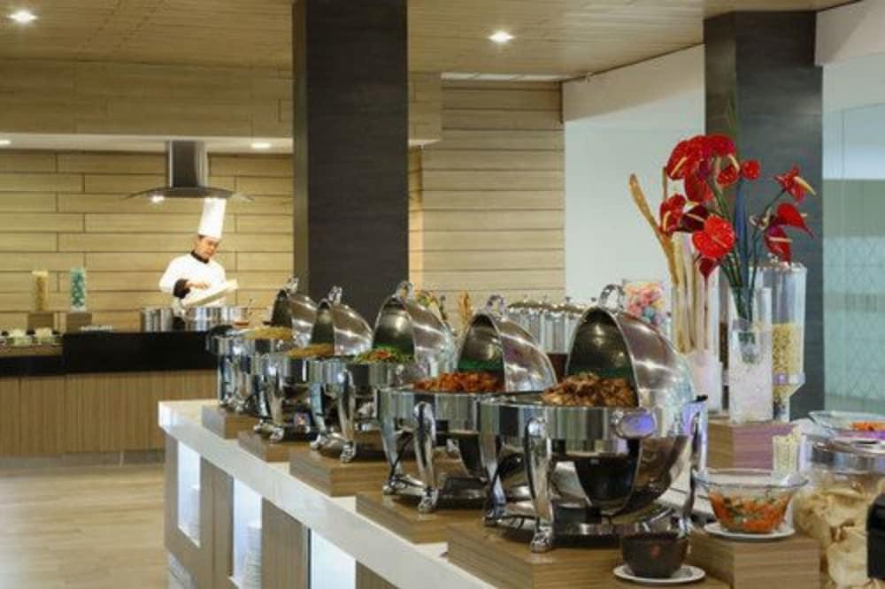 Hotel Santika Kelapa Gading Jakarta Luaran gambar