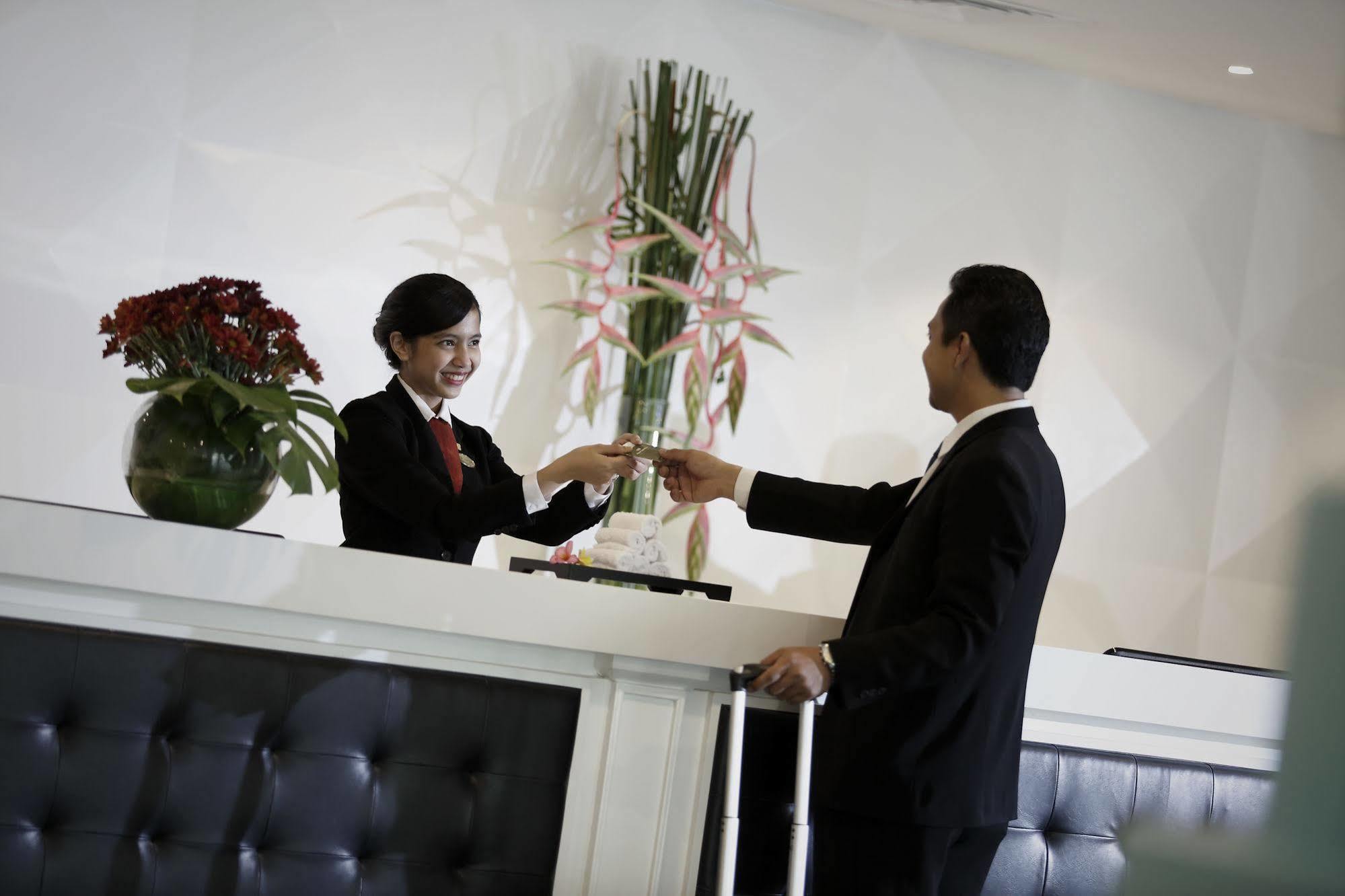 Hotel Santika Kelapa Gading Jakarta Luaran gambar